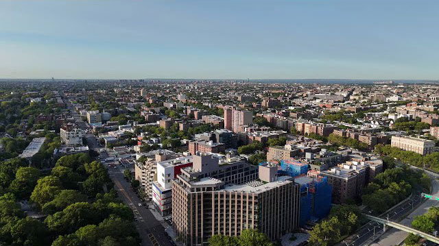 360 NYC Skyline & Prospect Park Views